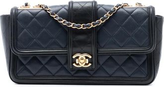 Chanel Borsa a spalla Elegant CC grande in pelle di agnello trapuntata bicolore con battente 2014-2015 - Blu
