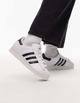 adidas Originals Superstar II - Sneakers bianche con stampa pitonata-Bianco