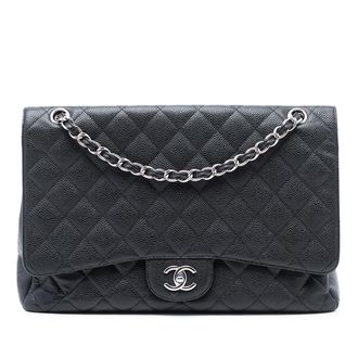 Chanel Tweedehands Maxi Classic Kaviaar Enkele Flap