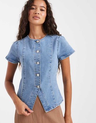 Miss Selfridge Top a maniche corte in denim lavaggio blu asimmetrico