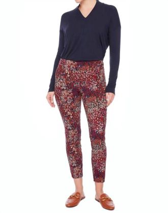 UP 28 Techno Petal Ankle Pants In Cranberry