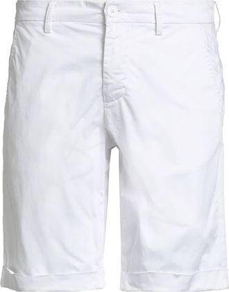 Luca Bertelli PARTES DE ABAJO - Pantalones cortos y bermudas en YOOX.COM