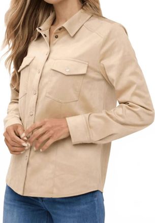 Esqualo Faux Suede Top In Sand