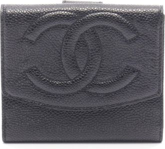 Chanel Black Leather Middle Wallet (Bi-Fold) (Pre-Owned)