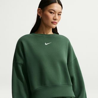 Nike Womens Nike Sportswear Phoenix Fleece Over-Oversized Crew-Neck Sweatshirt in Green | DQ5761-323