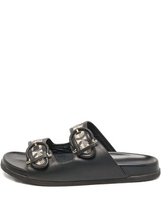 Ferragamo gancini-details sandals - Black