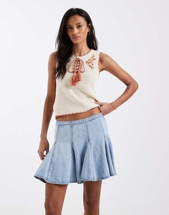 Levi's Godet - Minigonna in denim a pieghe lavaggio candeggiato-Blu