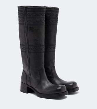 Miu Miu Botas altas de piel bordadas