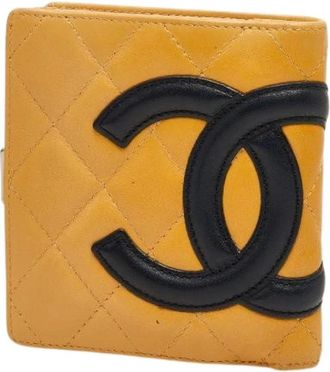 Chanel Pre-owned Wallets, female, Beige, Size: ONE SIZE Pre-owned Cambon Matelasse Lambskin Wallet