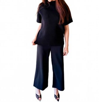 Glam Addison Ribbed Mock Neck Top In Black