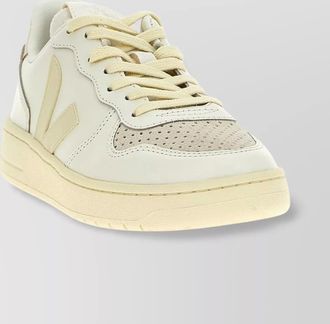 Veja low-top sneakers with perforated detailing and rubber sole