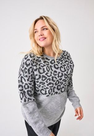 Only Carmakoma Rundhalspullover ONLY CARMAKOMA CARJADE ZEBRA L/S O-NECK KNT, Damen, Gr. XL, light grau melange pattern:dunkelgrau mel, Strick, Obermaterial: 81% Poly