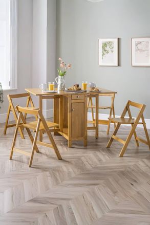 Julian Bowen Savoy 4 Seater Drop Leaf Gateleg Dining Set with Folding Chairs in Light Oak