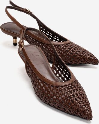 Prologue Orelis Kitten Heel Pump