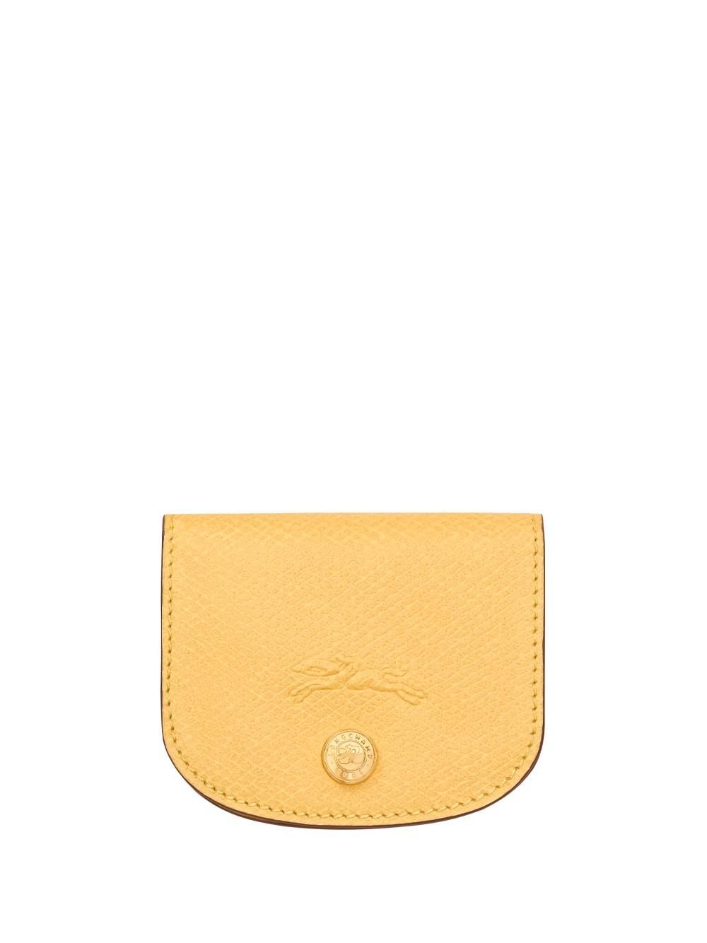 【送料&関税込】ChloAC Mustard Leather Kattie Clutch Chloé Mustard Leather Kattie Clutch | italist