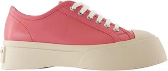 Marni Roze Leren Veterschoenen - Dames - Sneakers - Roze - 36 EU - Leer - Schoenen