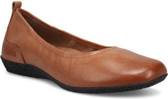 Taos Chit Chat Ballet Flat in Caramel at Nordstrom, Size 8.5
