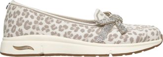Skechers Womens Martha Sewart Arch Fit Living Casual Loafer In Off White Leopard