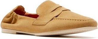 La Canadienne Kitson City Dry Penny Loafer in Tabacco Suede at Nordstrom, Size 6.5