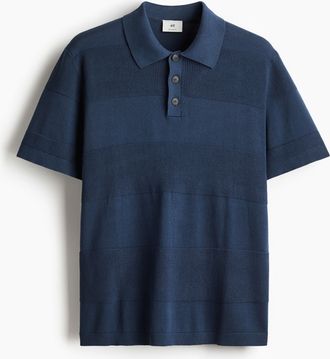 H&M Geripptes Poloshirt in Regular Fit - Blue