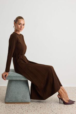 Trendyol Modest Dames Bruin Effen Maxi Lang Casual A-lijn Modest Jurken