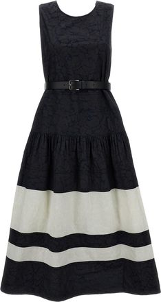 Mant&ugrave; Flowing Blue Dress with Clean Lines