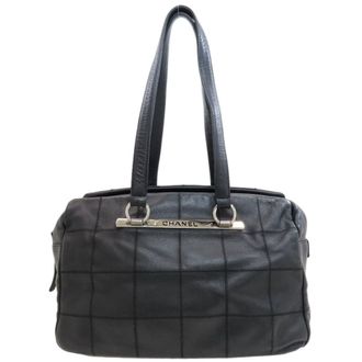 Chanel Black Leather Tote Bag (Pre-Owned)