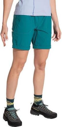 La Sportiva Mantra Short - Womens in Everglade/zest at Nordstrom, Size X-Small