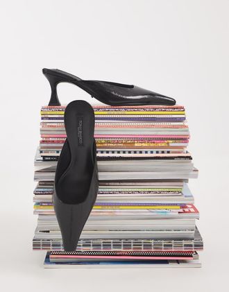 Tony Bianco Juniper sabot con tacco in pelle anguille nera-Nero