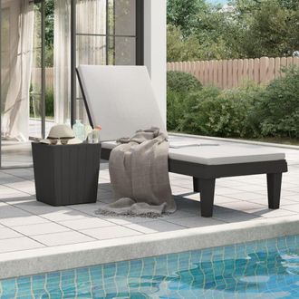 Berkfield Home Sun Lounger Black 155x58x83 cm Polypropylene | Size: 155 x 58 x 83 cm