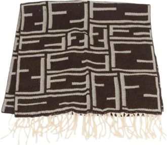 Fendi Pre-owned Scarves, female, Brown, Size: ONE SIZE Pre-owned Vintage Zucca Scarf