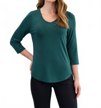FDJ 3/4 Sleeve V-Neck Top In Spruce
