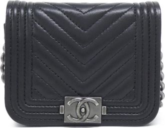 Chanel Black Leather Fanny Pack (Pre-Owned)