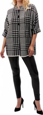 Frank Lyman Design Abstract Line Print Cardigan In Black/white
