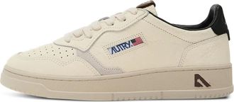 Autry Medalist leren sneakers met geperforeerde details - Wit
