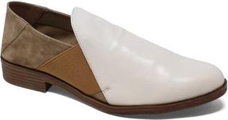 Django & Juliette Kefect Slip On Shoe in Ivory-Light Chocolate Suede at Nordstrom, Size 41