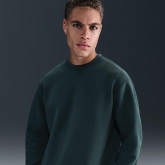 Nike Mens 24.7 ImpossiblySoft Dri-FIT Crew in Green | HQ6964-390