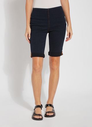 Lyss&eacute; Denim Boyfriend Short (13 Inseam Uncuffed)