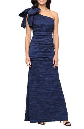 Alex Evenings Bow Detail One-Shoulder Ruched Satin Gown in Navy at Nordstrom Rack, Size 12