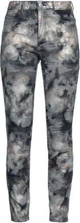 Guess BOTTOMWEAR - Jeans sur YOOX.COM