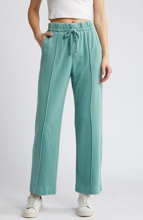 Treasure & Bond Sporty Drawstring Crop Pants in Green Seaglass at Nordstrom, Size Medium