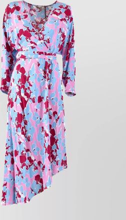 Diane Von F&uuml;rstenberg v-neckline long sleeves belted waist asymmetric hem floral pattern