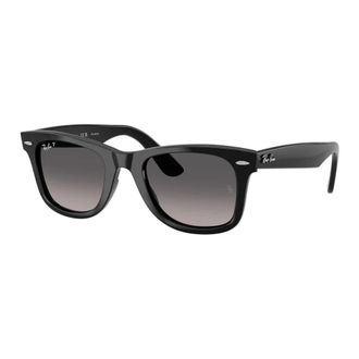 Ray-Ban Wayfarer Ease - male - Ray-Ban - Sunglasses - Black - 50 MM - Accessories