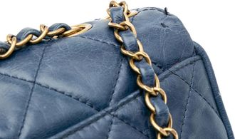 Chanel Hobo Bags - 2014-2015 Medium Quilted Glazed Calfskin Bubble CC - Gr. unisize - in Blau - für Damen
