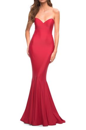 La Femme Chic Jersey Gown with Sweetheart Neckline in Red at Nordstrom, Size 8