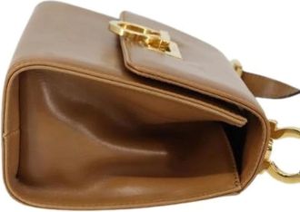 Ferragamo Pre-owned Mini Bags, female, Brown, Size: ONE SIZE Pre-owned Leather Mini Shoulder Bag