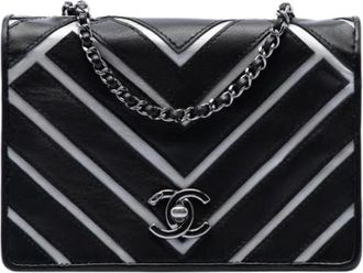 Chanel Pre-owned Quilted Lambskin Crossbody Bag - Dames - Vintage Schoudertas - Zwart - ONE Size - Leer - Vintage