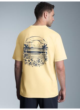 Trigema T-Shirt TRIGEMA TRIGEMA T-Shirt mit grossem Backprint, Herren, Gr. XXL, gelb (vanille), 100% Baumwolle, Basic, Shirts T-Shirt