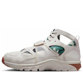 Nike x Corteiz Air Trainer Huarache Light Bone FQ8793-002