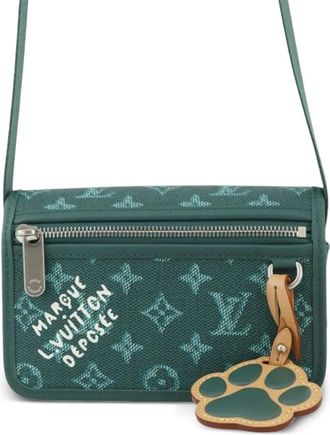 Louis Vuitton 2021-2025 Monogram Heritage Bosphore Wearable Wallet crossbody bag - women - Canvas/Calf Leather/Leather - One Size - Green